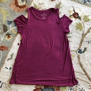 American Eagle Burgundy Cold Shoulder Short Sleeve Top Size Small